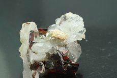 板チタン石(Brookite)