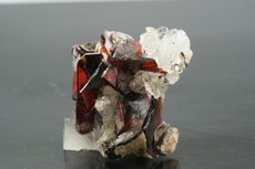 板チタン石(Brookite)