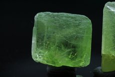 Zwei Peridot Kristalle Pakistan