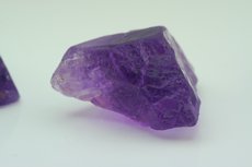 Violette Fluorit Kristalle aus Pakistan