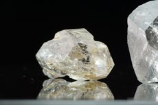 Doubly terminated Quartz Crystals 