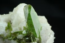 Feiner Sphen (Titanit) Kristall