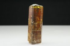 Twinned Clinozoisite Crystal 