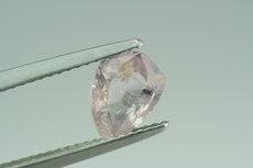 Top Fine light pink Taffeite cut