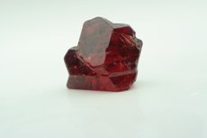 Two half cyclic Spinel Crystals