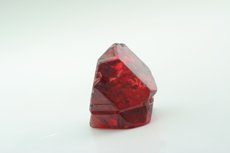 Two half cyclic Spinel Crystals