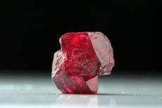 Twinned  & intergrown Spinel Crystals 