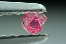 6 Spinel Crystals 