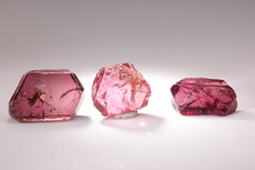 スピネル (Spinel)