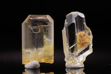 Zwei Chrysoberyll Kristalle 
