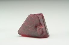 スピネル (Spinel)