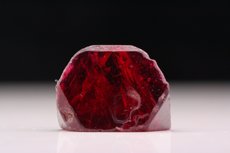 スピネル (Spinel)