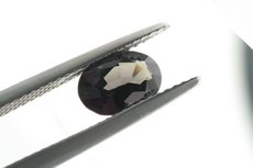 カラーチェンジ・ガーネット（Color-change Garnet）＊アレキタイプ・ガーネット（Alexandrite-like Garne