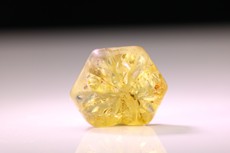 Schöner zyklischer Chrysoberyll Zwillings-Kristall 