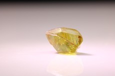 Chrysoberyll Kristall mit Katzenauge