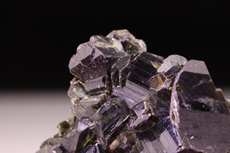 Cristal de Ferro-Actinolita 