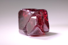 Fine twinned Spinel Crystal 