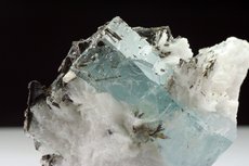 Doubly terminated Aquamarine in matrix