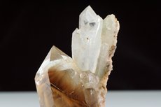 Quartz with Brrokite and Rutile Inclusions