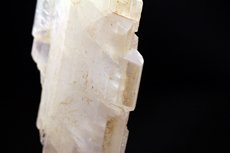 Hambergit Doppelender Kristall 