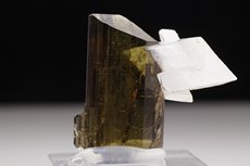 Epidot -Klinozoisit Kristall mit Feldspat