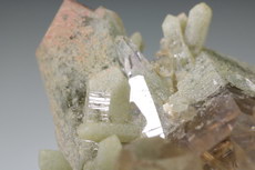 Rutil - Quarz Kristall Stufe