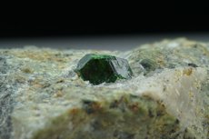 Seltener Demantoid Kristall in Matrix Pakistan