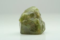 灰鉄ざくろ石 , デマントイド  (Demantoid)