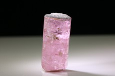 ルベライト/ 白雲母 (Rubellite  / Muscovite)