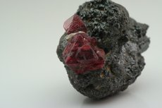 Two Spinel Octahedrons on Ilmenite