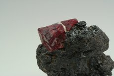 Two Spinel Octahedrons on Ilmenite