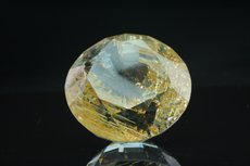 Huge faceted golden Topaz 227 carats