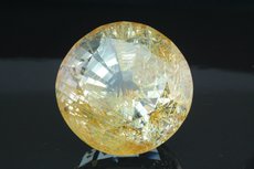 Huge faceted golden Topaz 227 carats