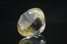 Huge faceted golden Topaz 227 carats