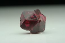 Top Fine cyclic twinned Spinel Crystal 