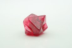 スピネル (Spinel)