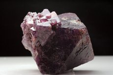 Big purble Spinel Crystal