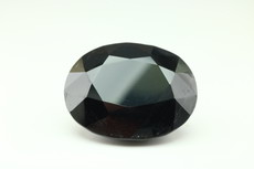 Dark violet Spinel Cut 20 cts. 