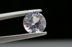 Rare faceted colorless Spinel