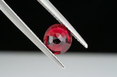 4 faceted Spinel's