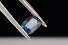 ブルースピネル (Spinel)