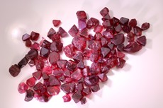 92 pcs. of Spinel Crystals Burma