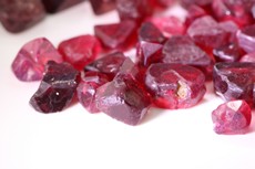 92 pcs. of Spinel Crystals Burma