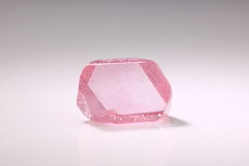 スピネル (Spinel)