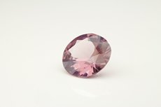 Fine facetted Spinel