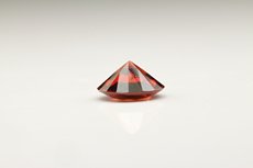 スピネル (Spinel)