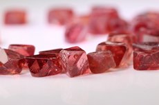 47 Spinel Crystals