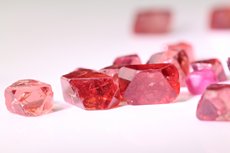 47 Spinel Crystals