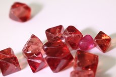 47 Spinel Crystals