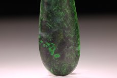 Partly transparent Maw Sit Sit, Chromium Jade Cab